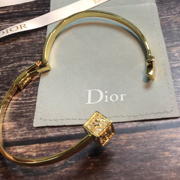 Christian Dior  Gold Mint Vintage Bracelet with Crystals - Picture 4 of 8